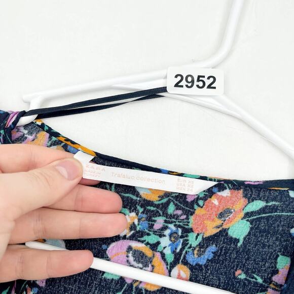 Zara Trafaluc Collection Women's Floral V-Neck Ruched Half Sleeve Blouse Size XS - Picture 4 of 6